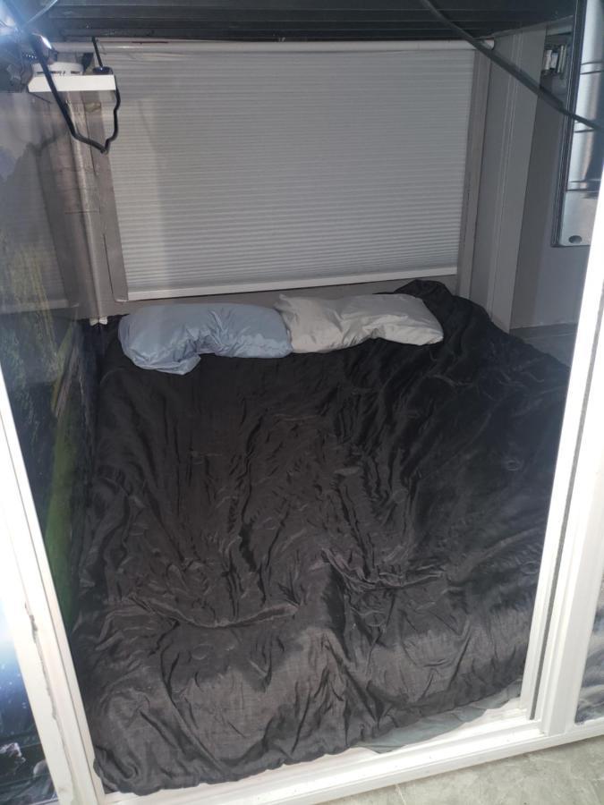 Shared Living Not A Hotel Phoenix Room photo