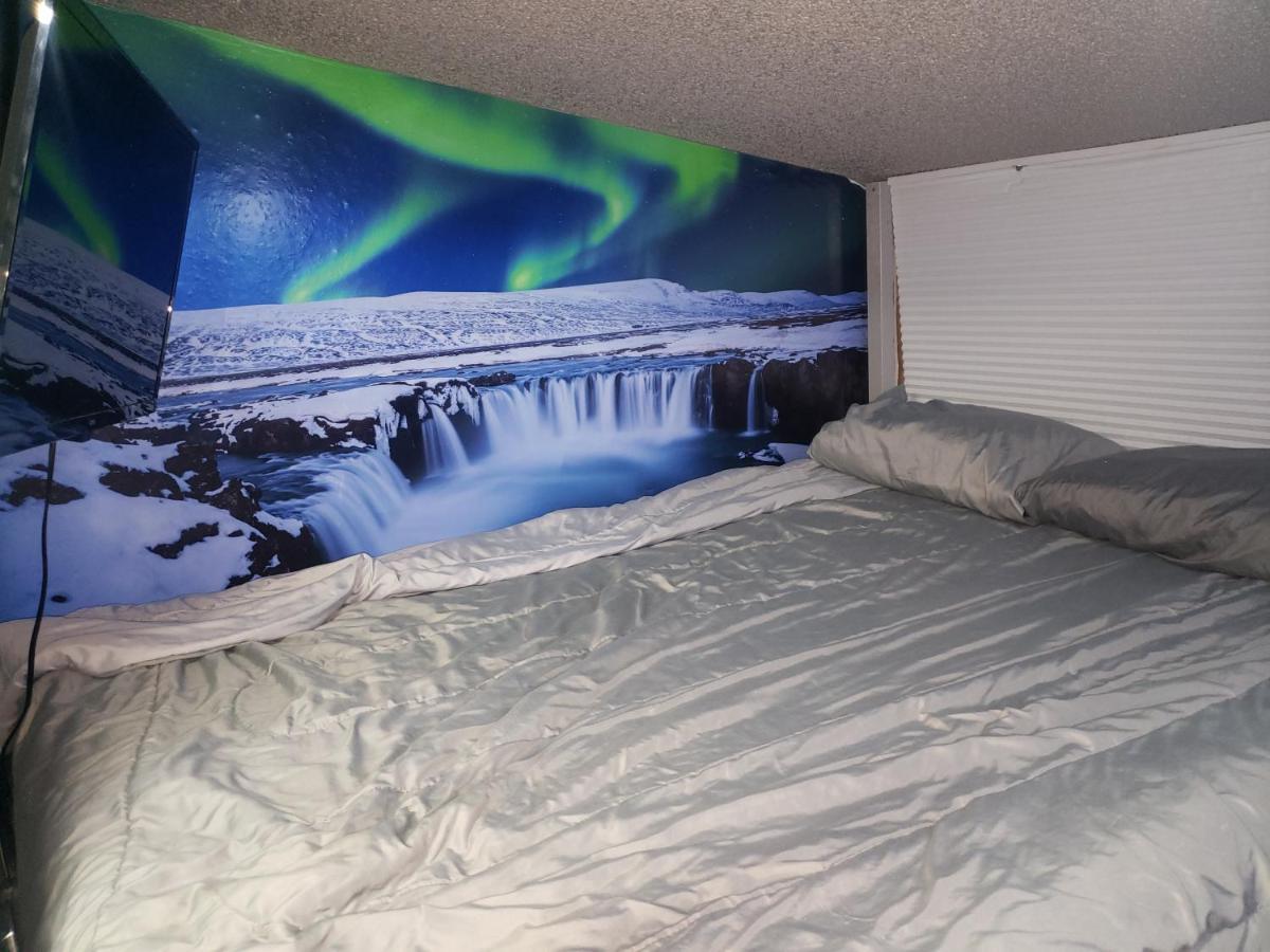 Shared Living Not A Hotel Phoenix Room photo